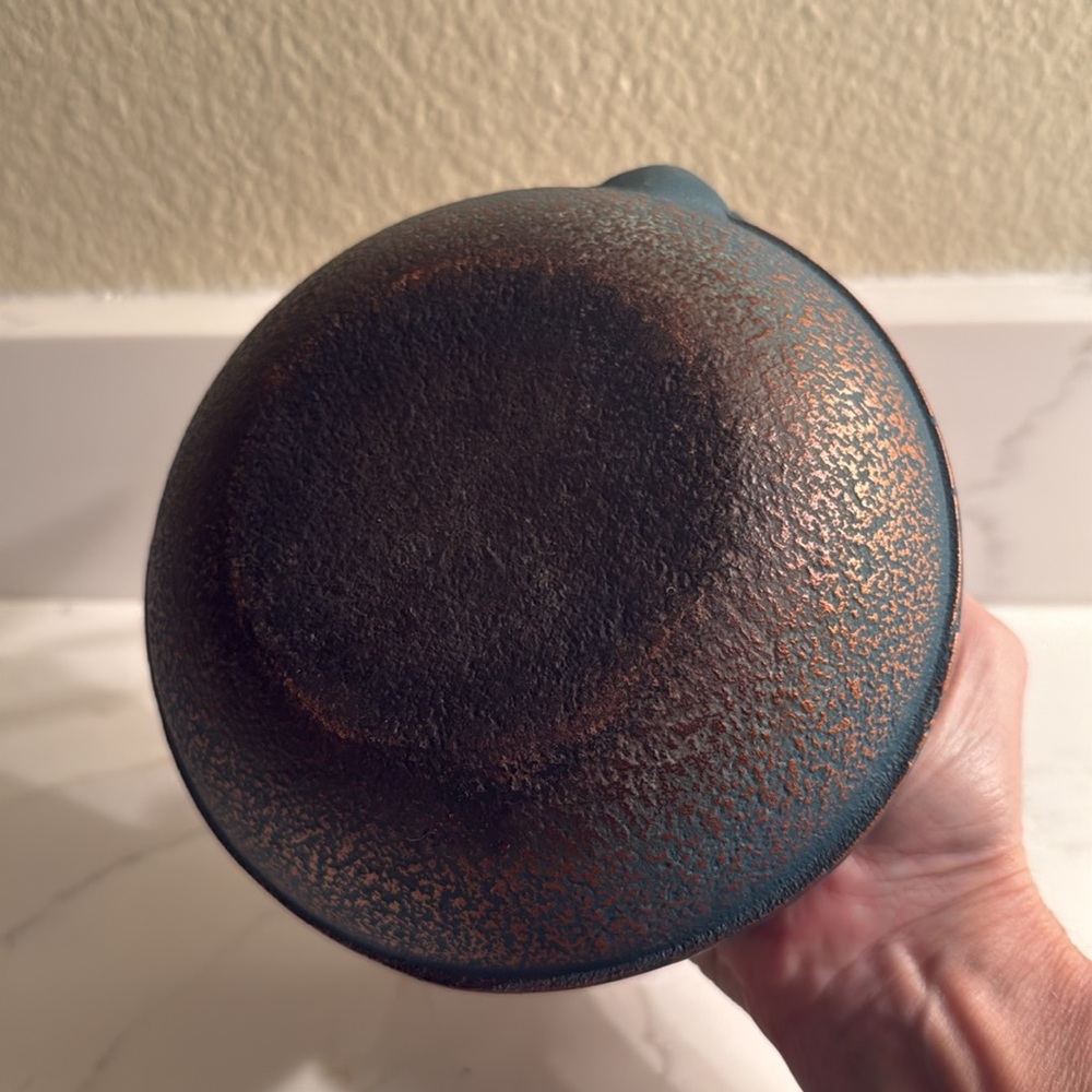 Vintage Decorative Cast Iron Japanese Teapot - Picture 5 of 9